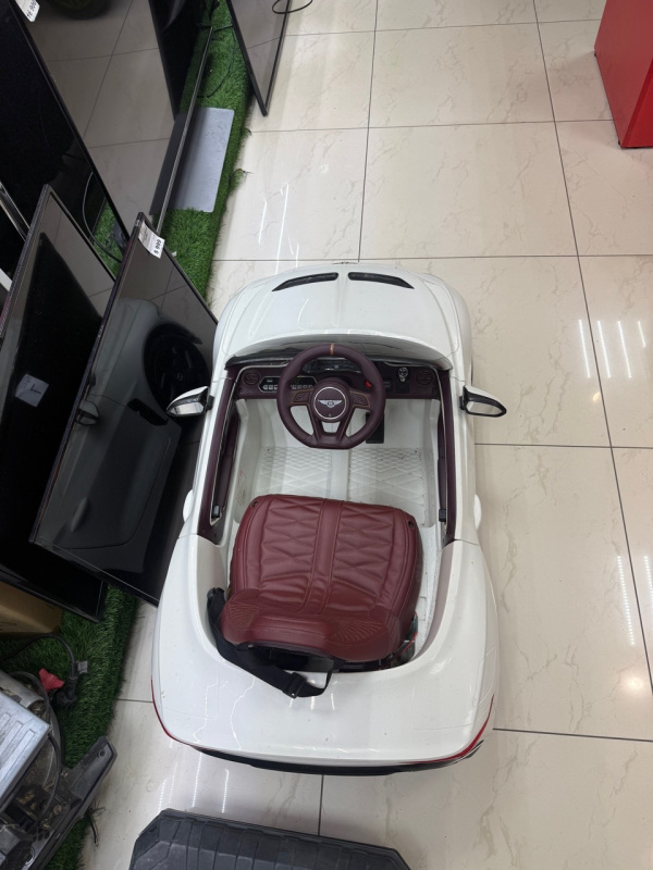 Детская машинка bentley  kids