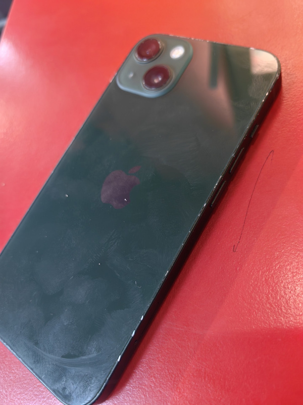 Мобильный телефон Apple iPhone 13